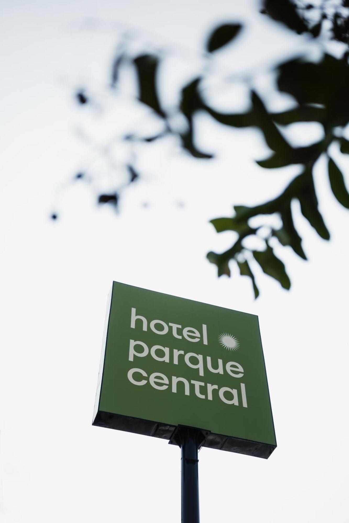 Hotel Parque Central Monterrey Exteriér fotografie