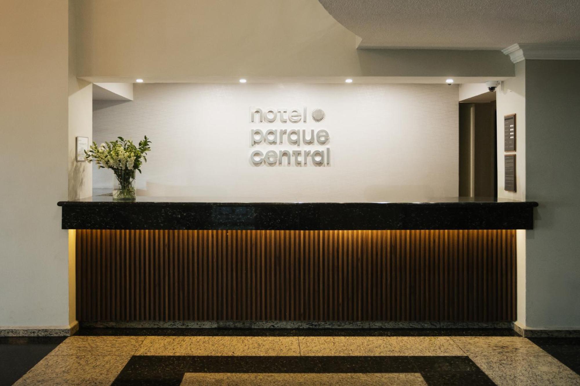Hotel Parque Central Monterrey Exteriér fotografie